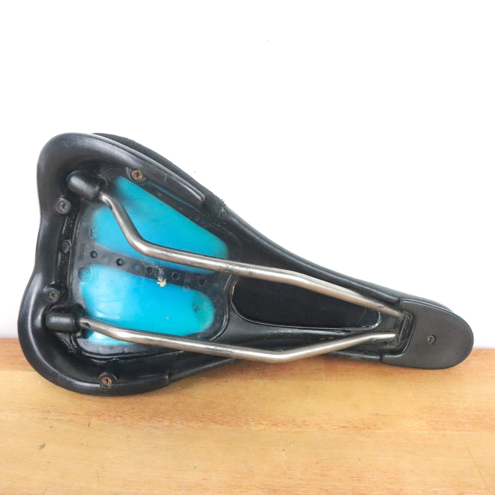 Serfas Dual Density Pro Arc Saddle 134mm Wide