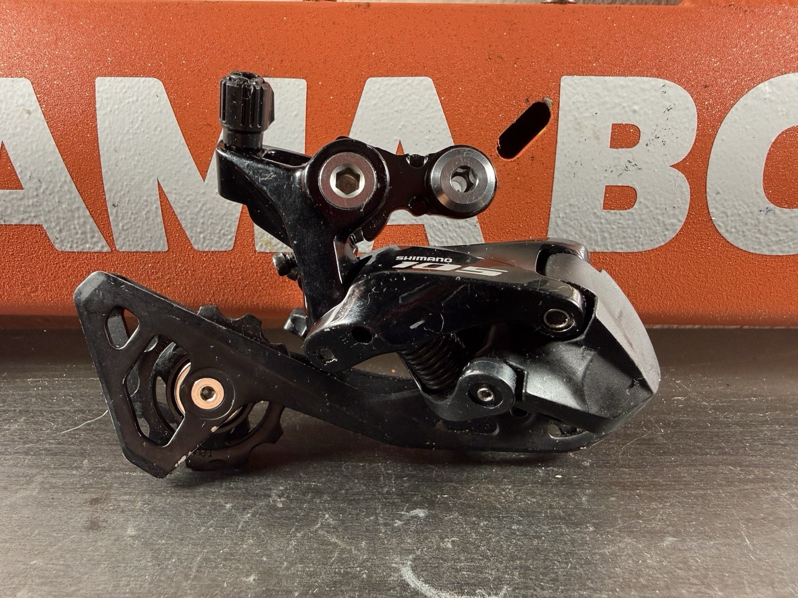 Shimano 105 RD-R7000 Medium Cage Rear Derailleur #22