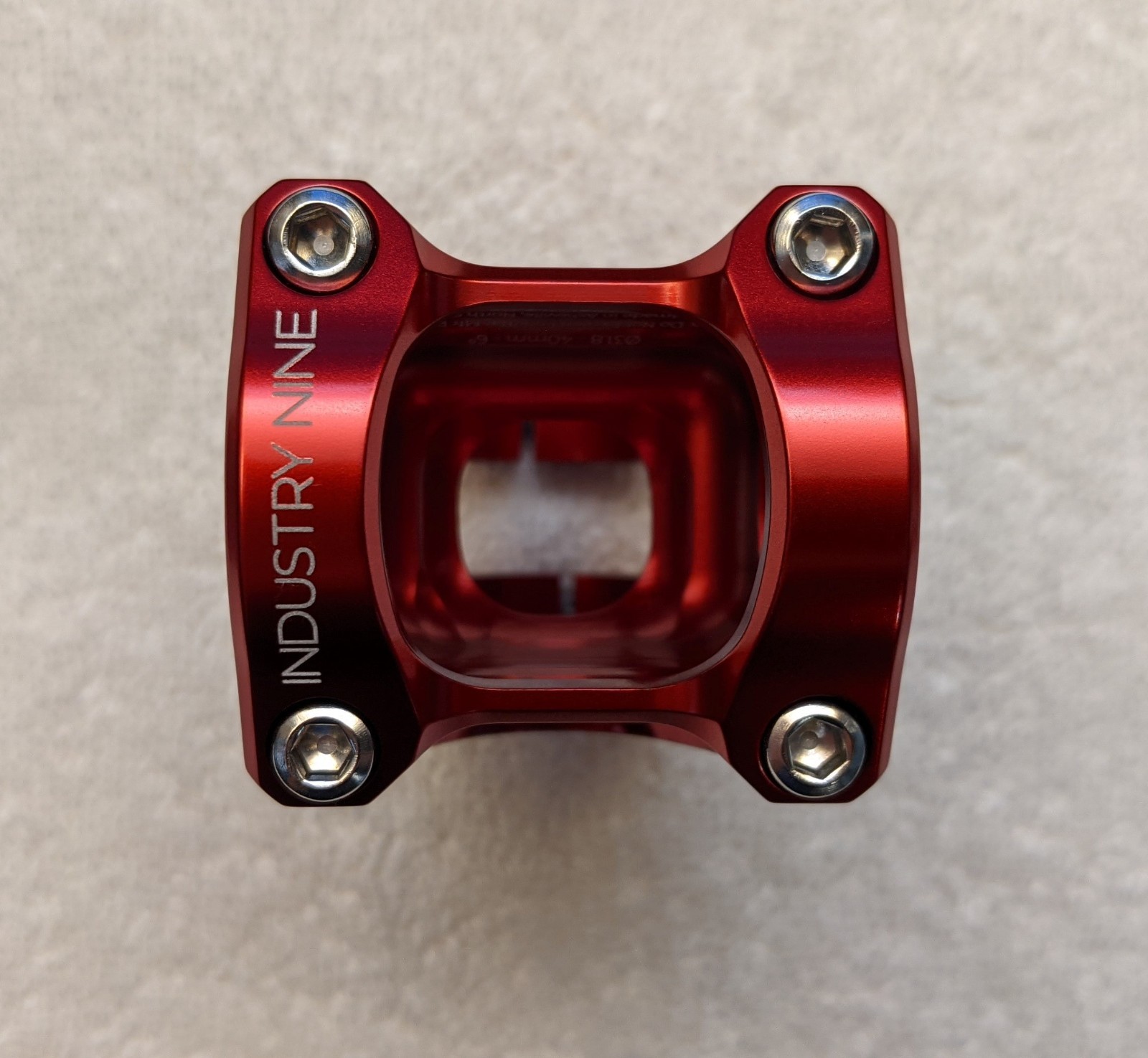 Industry Nine A318 40mm Red (31.8)