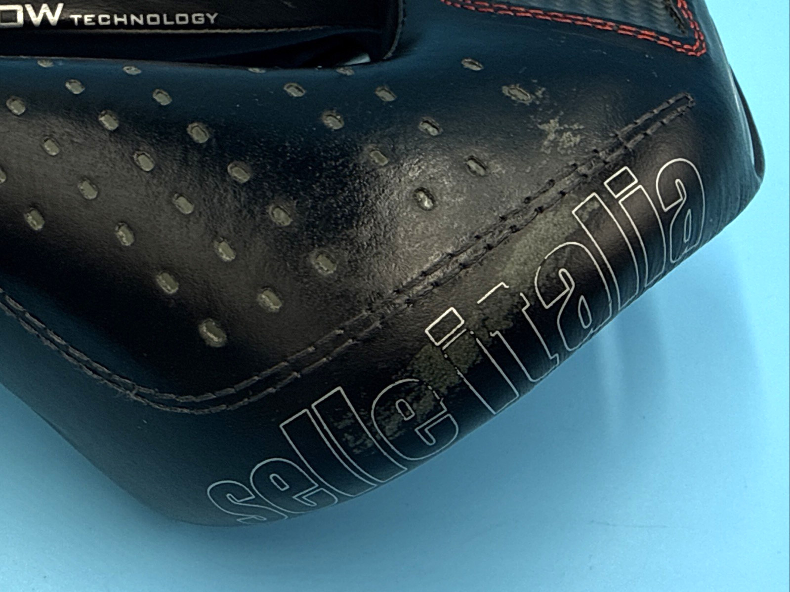 Selle Italia Max Flite Gel Flow Perforated Black Leather Saddle Vanox Rails L3