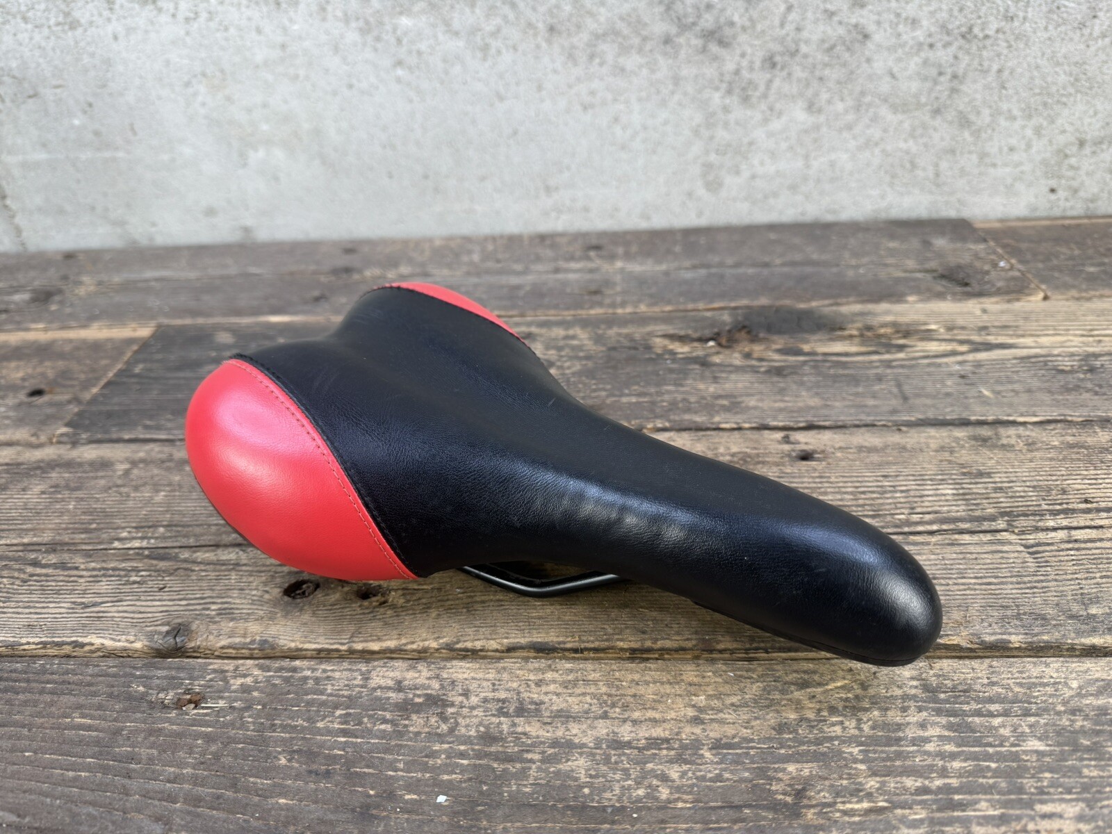 Red Black Bike Seat Bmx