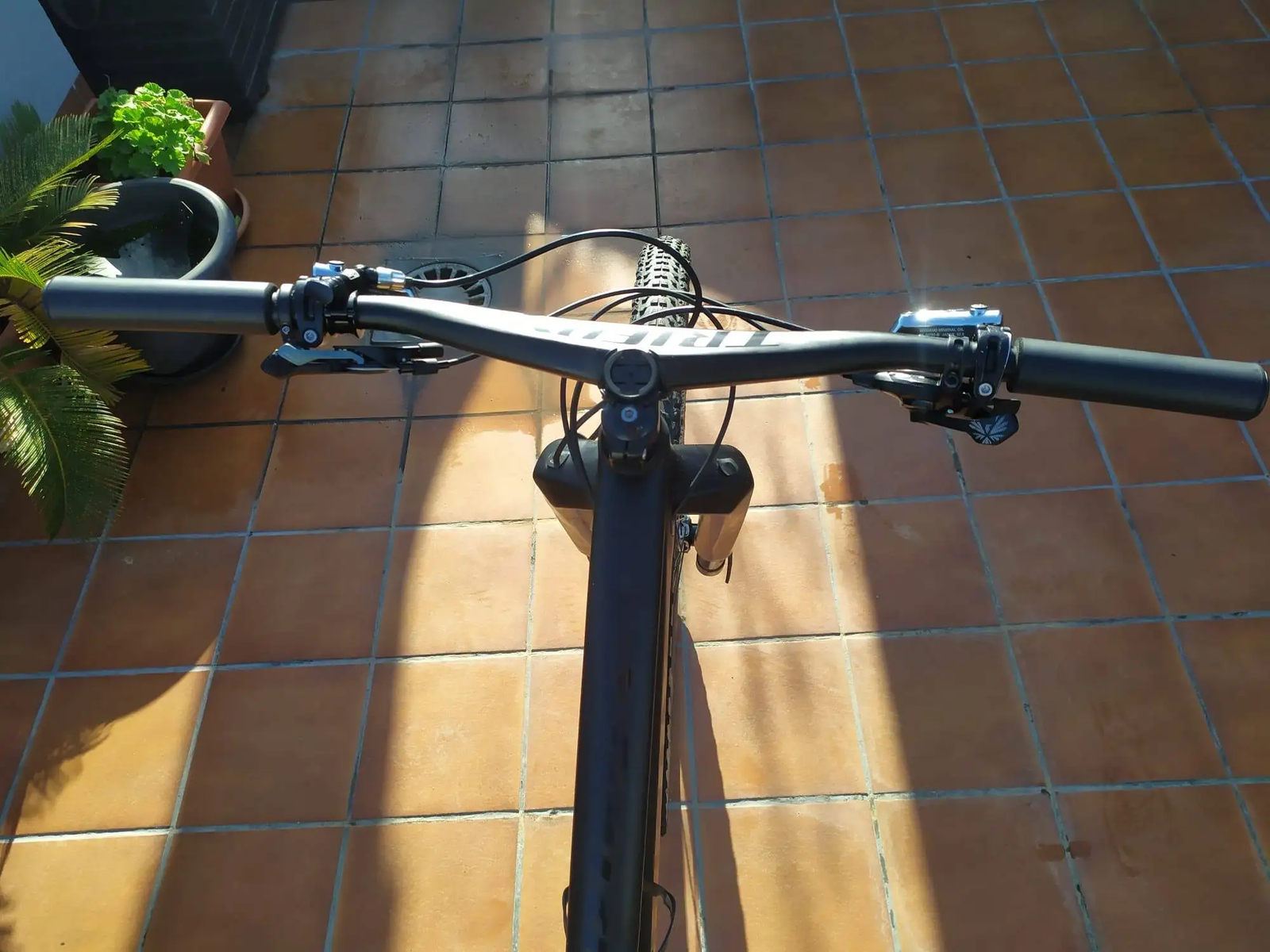 Carbon MTB Bicycle Handlebar 2 Degree One-Shaped Integrated Handlebar with Stem