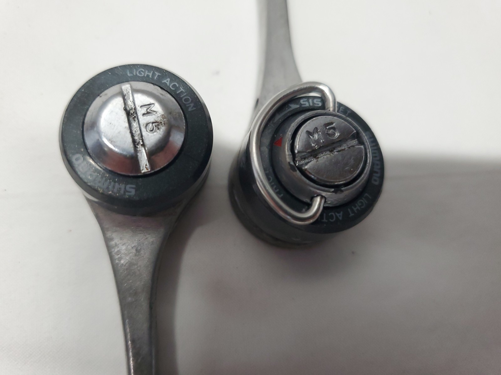 SHIMANO SL-1050 BICYCLE Vintage down tube SHIFTERS