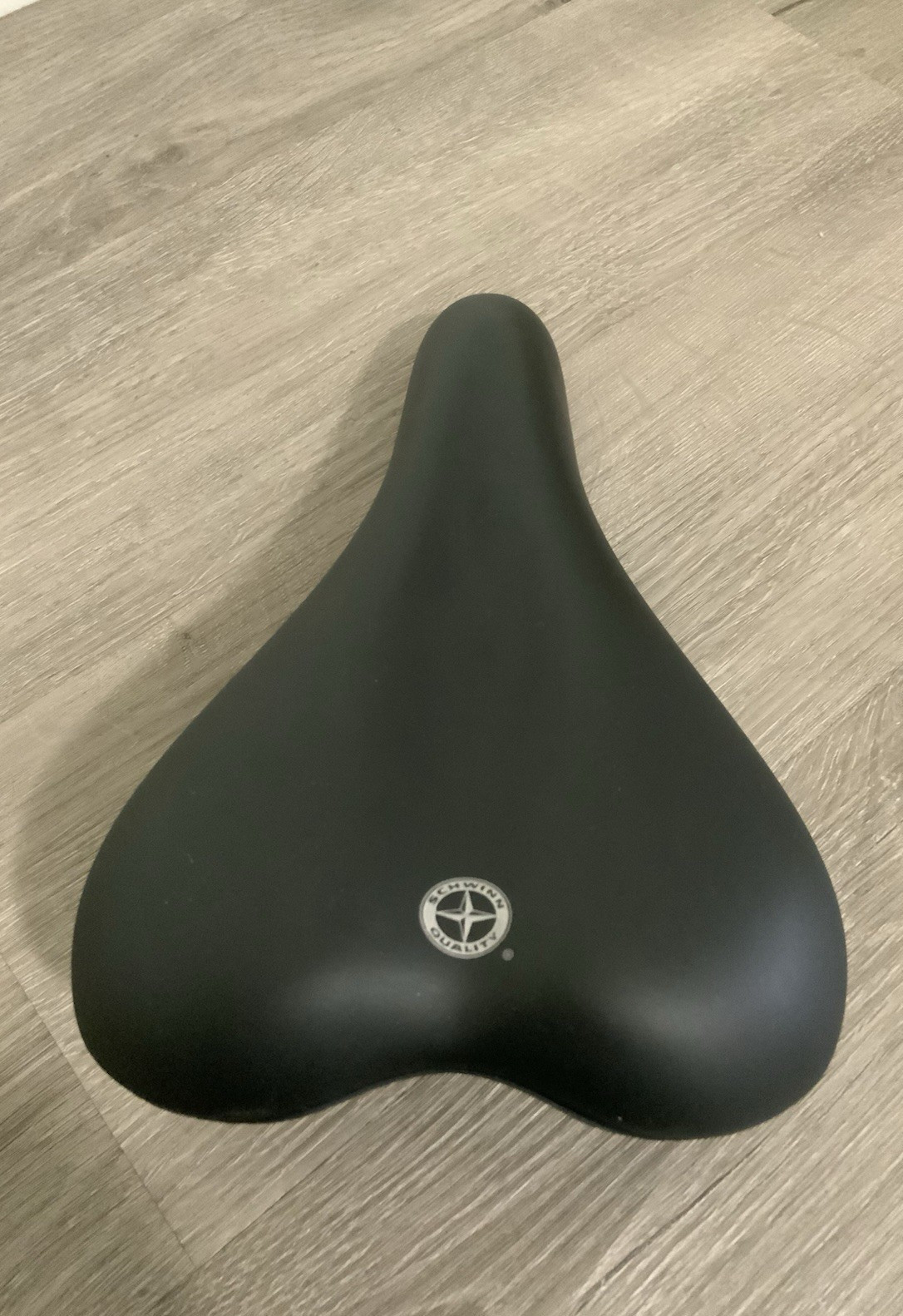 SCHWINN COMFORT ROAD BIKE SADDLE 430 GRAMS 165 MM x 270 MM