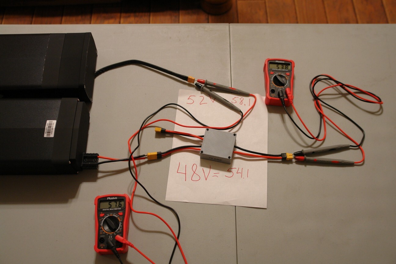 E-Bike Multi-Battery Discharge Converter for 3 batteries,XT60 