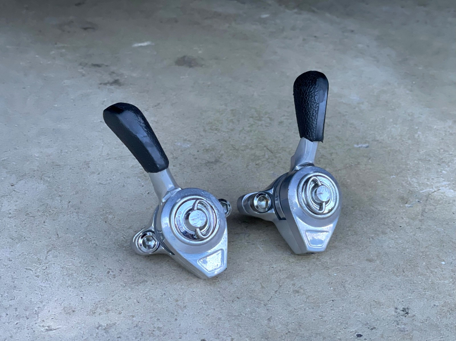 Shimano Deerhead XT SL-M700 Thumb Shifters – Thumbies – Clean