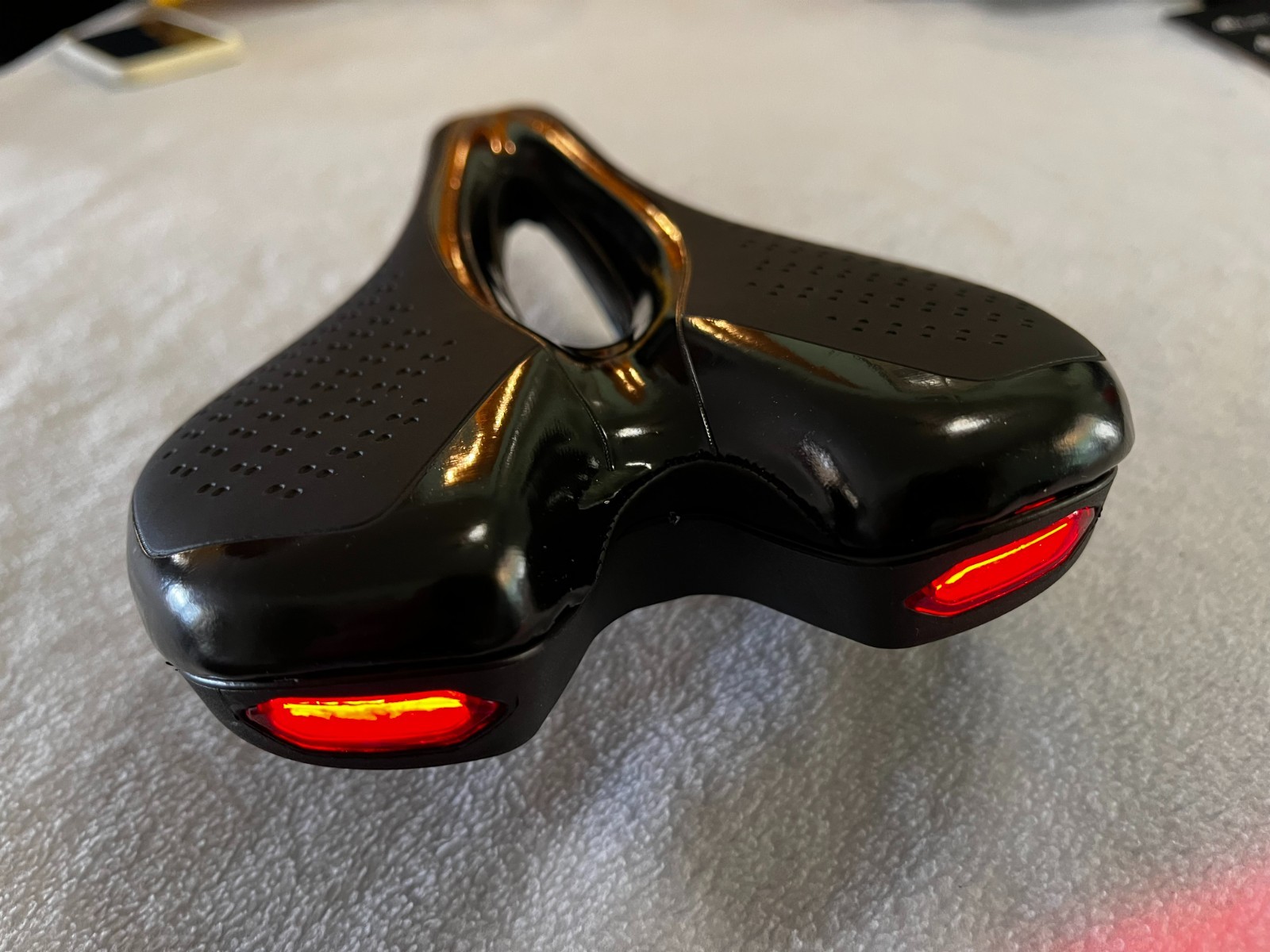Bicycle Saddle with Dual Tail Lights USB charging PLSELIS MTB Road Bike