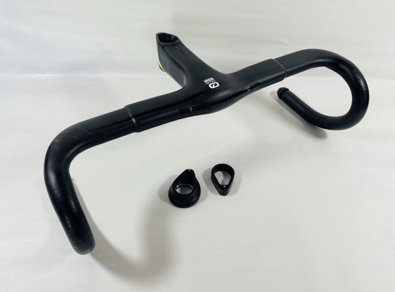MOST Talon Aero Integrated Carbon Fiber Road Bike Drop Handlebar 440*120 Black