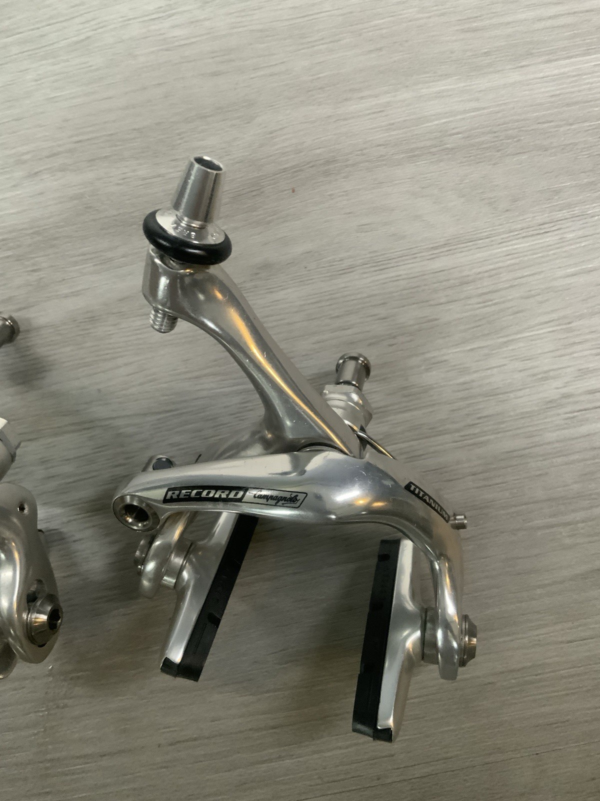 CAMPAGNOLO RECORD TITANIUM BRAKE CALIPERS 39-49 MM REACH RECESSED MOUNTS