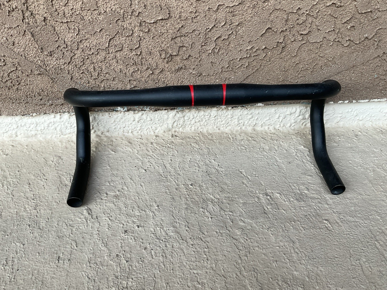 Black Specialized 7075 Aluminum 42mm x 31.8mm Ergo Bend Road Drop Bar Handlebar